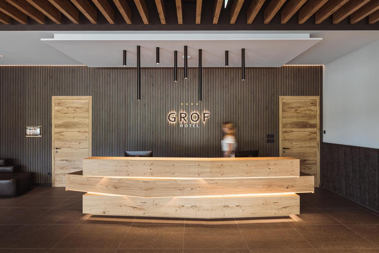 Hotel Grof Vransko Экстерьер фото