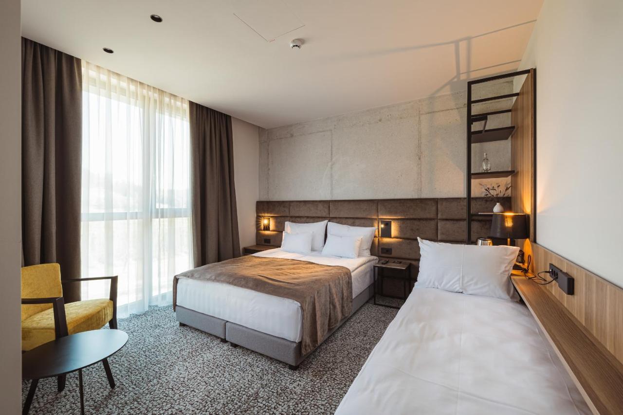 Hotel Grof Vransko Экстерьер фото
